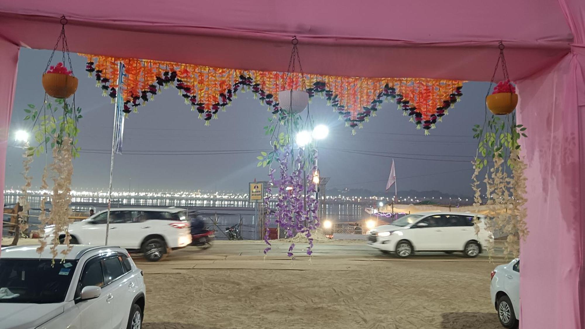 Mahakumbh Luxury Cottage Prayagraj Exterior photo